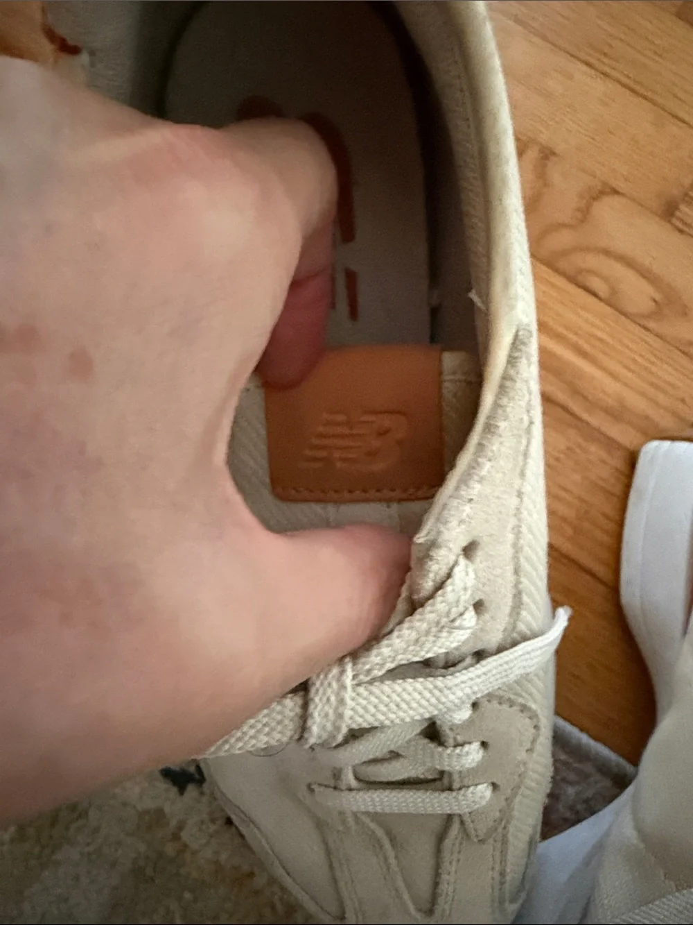 Women’s New Balance 327 sneakers